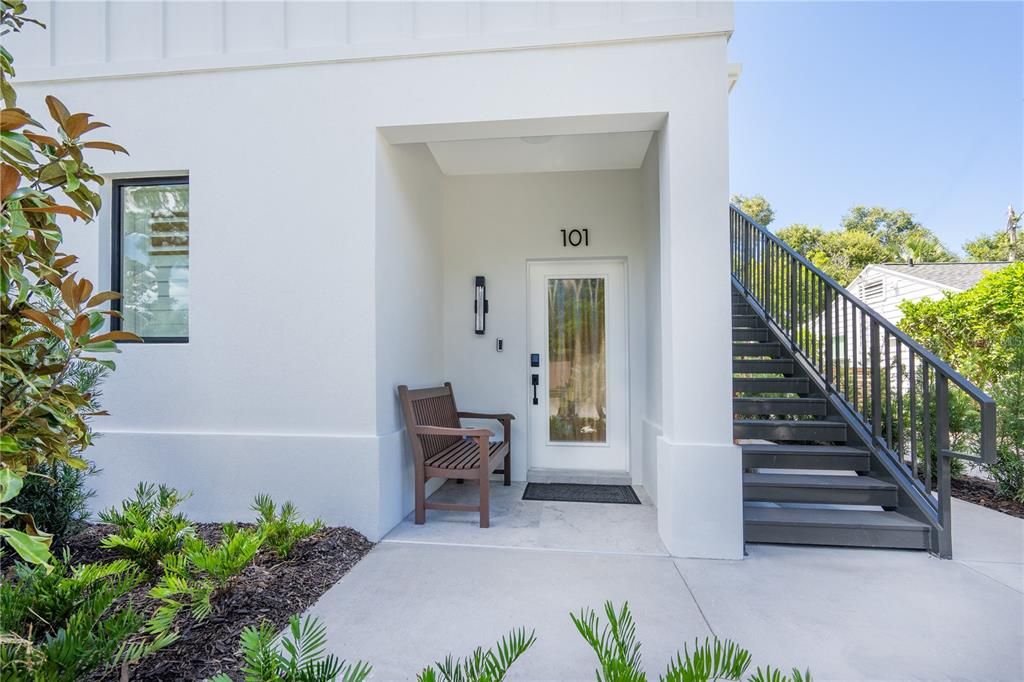 В аренду: $3,700 (2 спален, 1 ванн, 950 Квадратных фут)