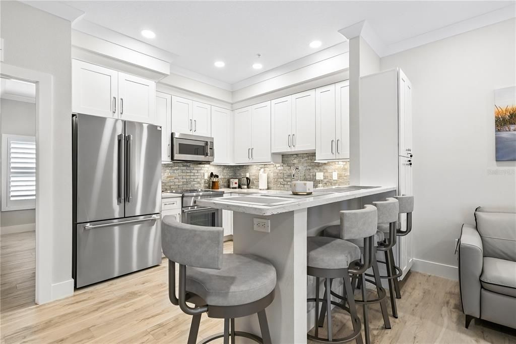 В аренду: $3,700 (2 спален, 1 ванн, 950 Квадратных фут)