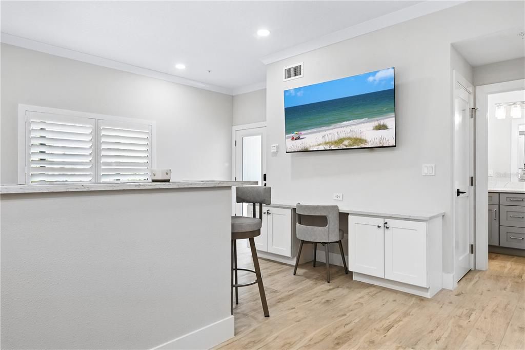 В аренду: $3,700 (2 спален, 1 ванн, 950 Квадратных фут)