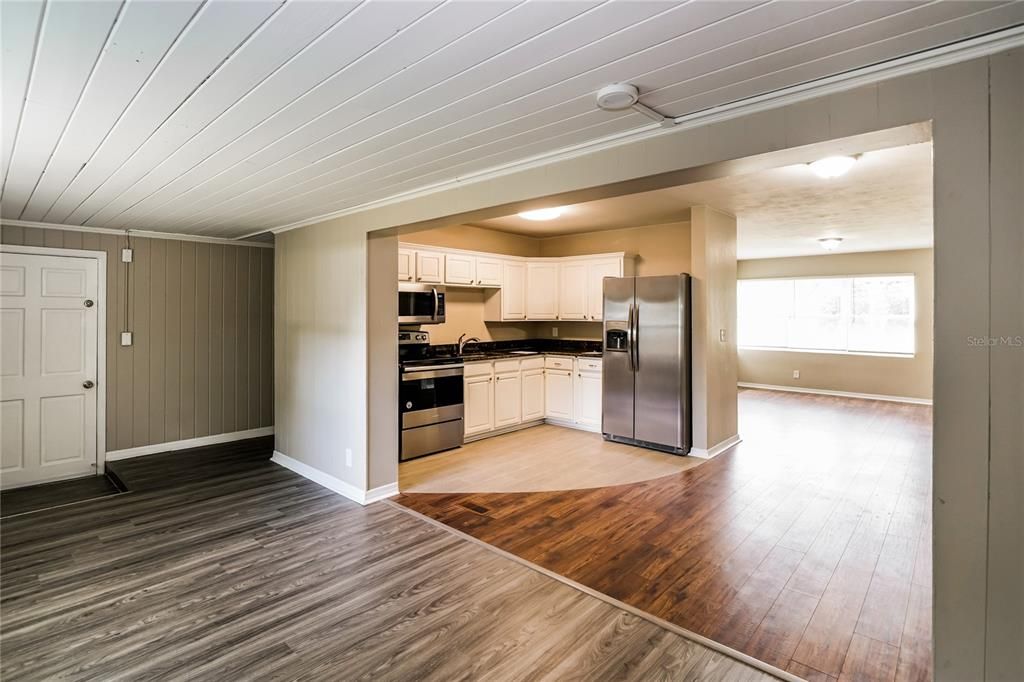 En Renta: $1,905 (3 camas, 2 baños, 1520 Pies cuadrados)