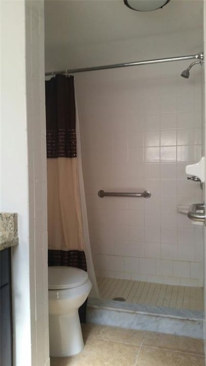 На продажу: $179,500 (2 спален, 2 ванн, 938 Квадратных фут)