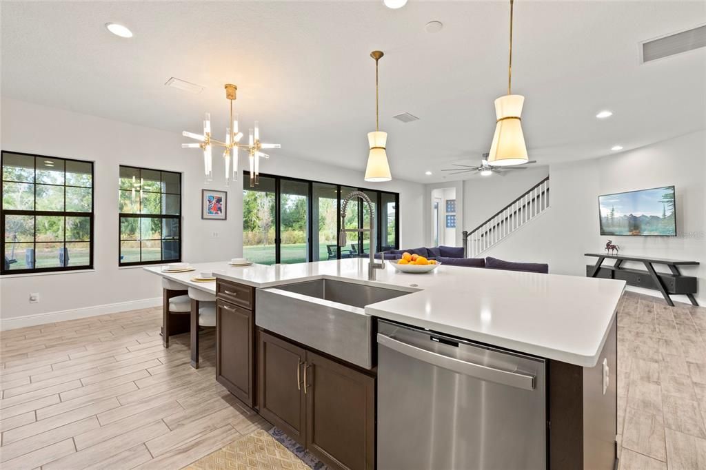 待售: $749,900 (5 贝兹, 4 浴室, 3545 平方英尺)