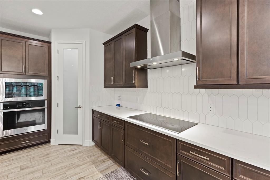 待售: $749,900 (5 贝兹, 4 浴室, 3545 平方英尺)