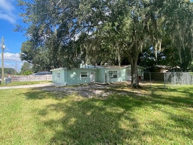 出租: $2,999 (6 贝兹, 2 浴室, 1927 平方英尺)