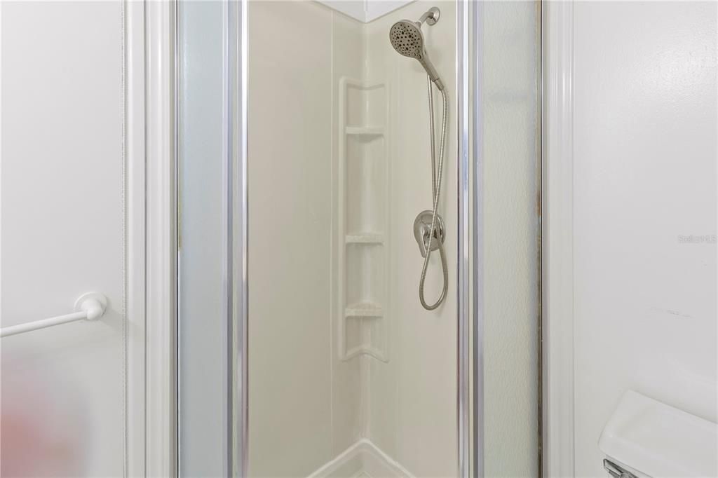 For Sale: $219,000 (3 beds, 2 baths, 1352 Square Feet)