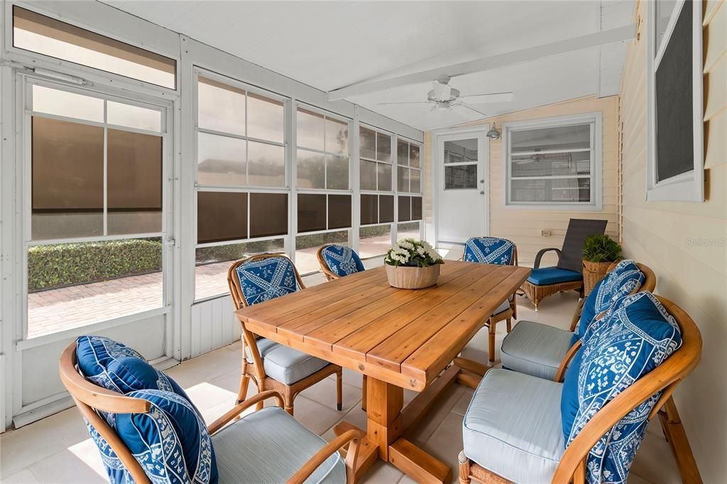 For Sale: $219,000 (3 beds, 2 baths, 1352 Square Feet)