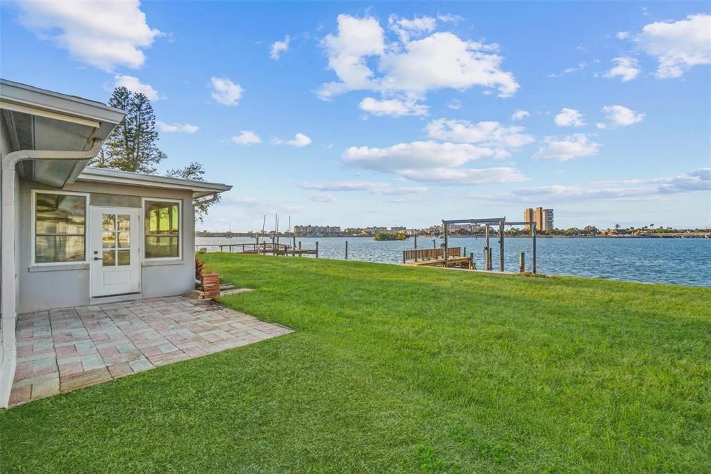 For Rent: $6,500 (3 beds, 2 baths, 1344 Square Feet)