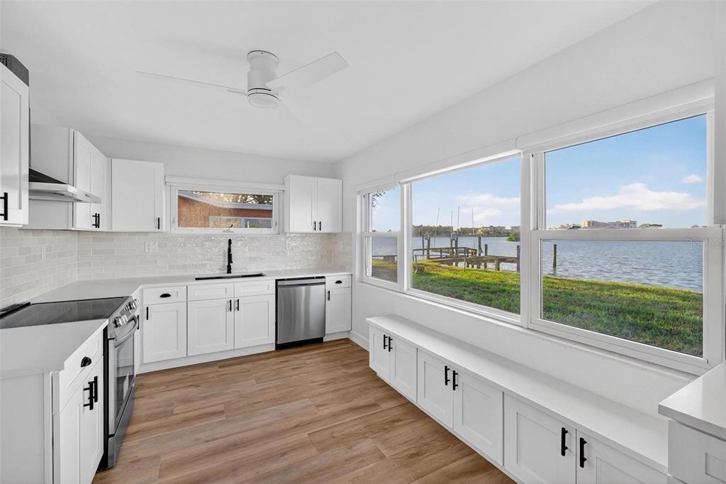 For Rent: $6,500 (3 beds, 2 baths, 1344 Square Feet)