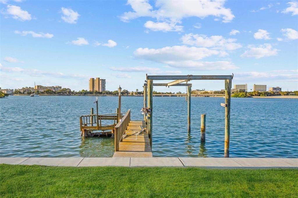 For Rent: $6,500 (3 beds, 2 baths, 1344 Square Feet)