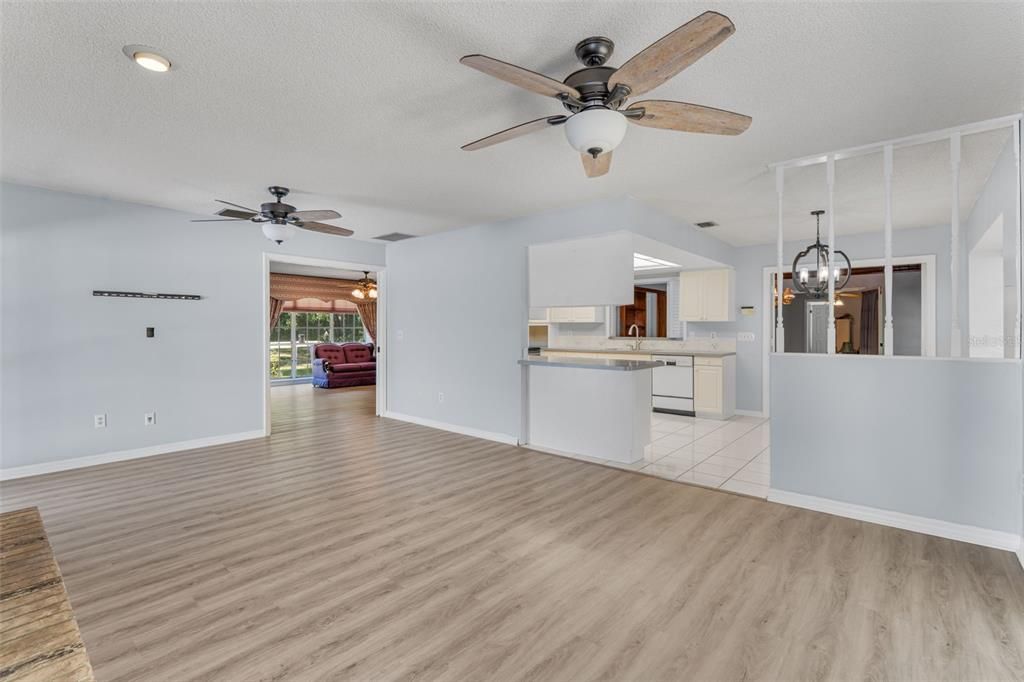 For Sale: $610,000 (3 beds, 2 baths, 2197 Square Feet)