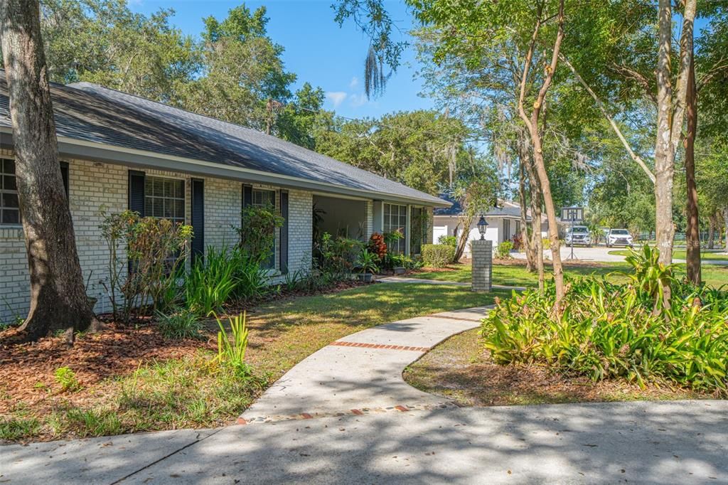 For Sale: $610,000 (3 beds, 2 baths, 2197 Square Feet)
