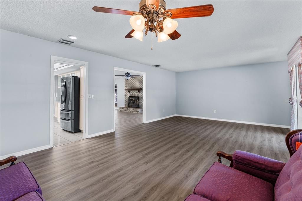 For Sale: $610,000 (3 beds, 2 baths, 2197 Square Feet)