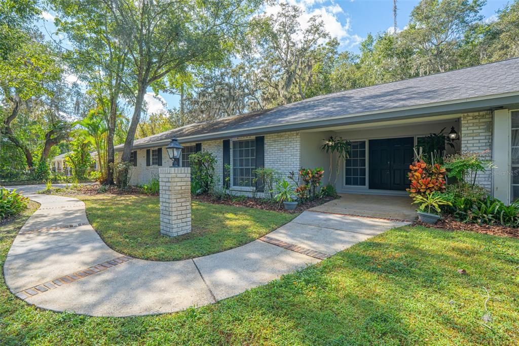 For Sale: $610,000 (3 beds, 2 baths, 2197 Square Feet)