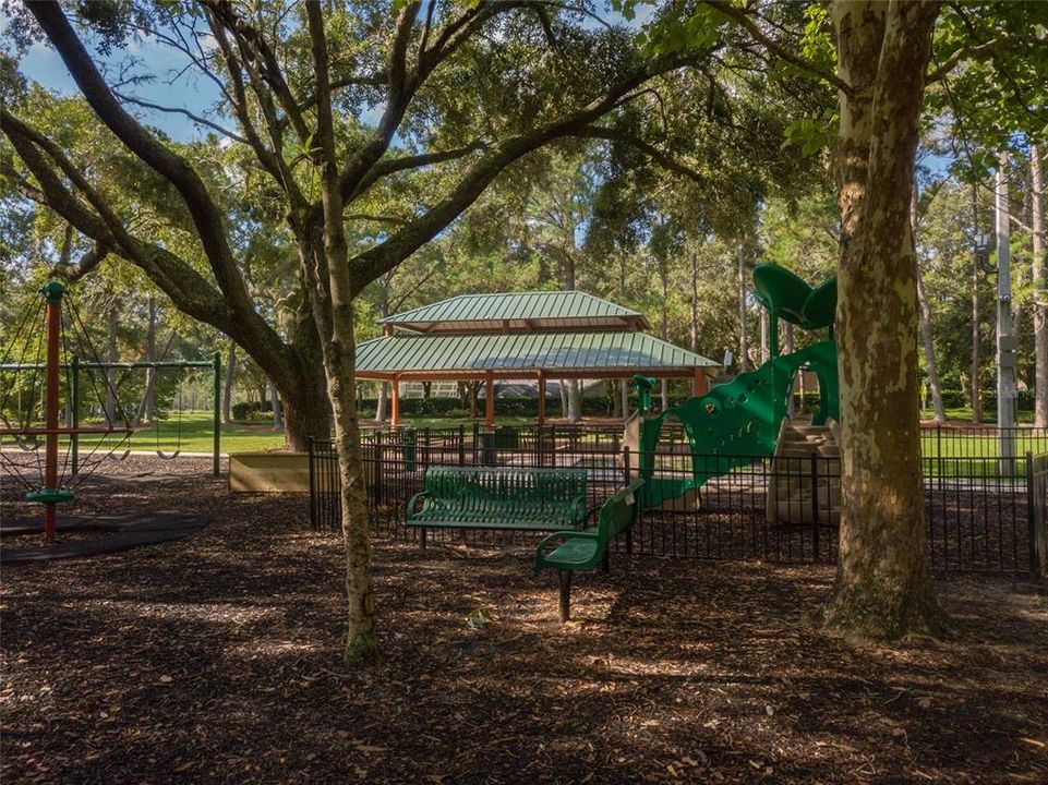 For Sale: $625,000 (4 beds, 2 baths, 2925 Square Feet)