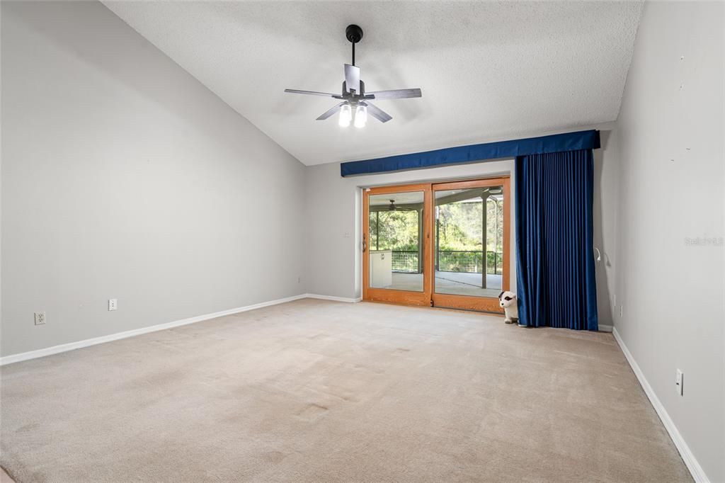 For Sale: $625,000 (4 beds, 2 baths, 2925 Square Feet)