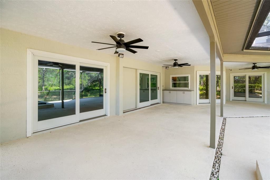 For Sale: $625,000 (4 beds, 2 baths, 2925 Square Feet)