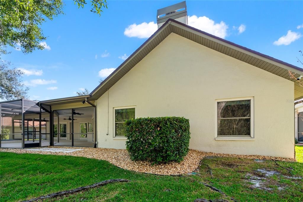 For Sale: $625,000 (4 beds, 2 baths, 2925 Square Feet)