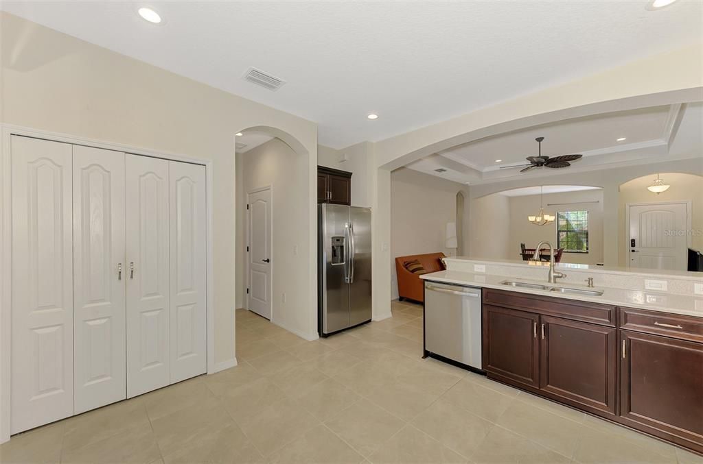 待售: $479,900 (3 贝兹, 2 浴室, 1515 平方英尺)