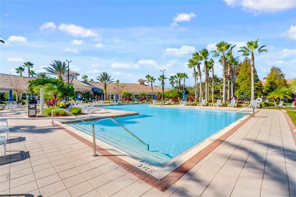 Active With Contract: $325,000 (3 beds, 2 baths, 2059 Square Feet)