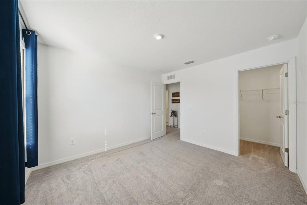 Active With Contract: $375,000 (5 beds, 2 baths, 2415 Square Feet)