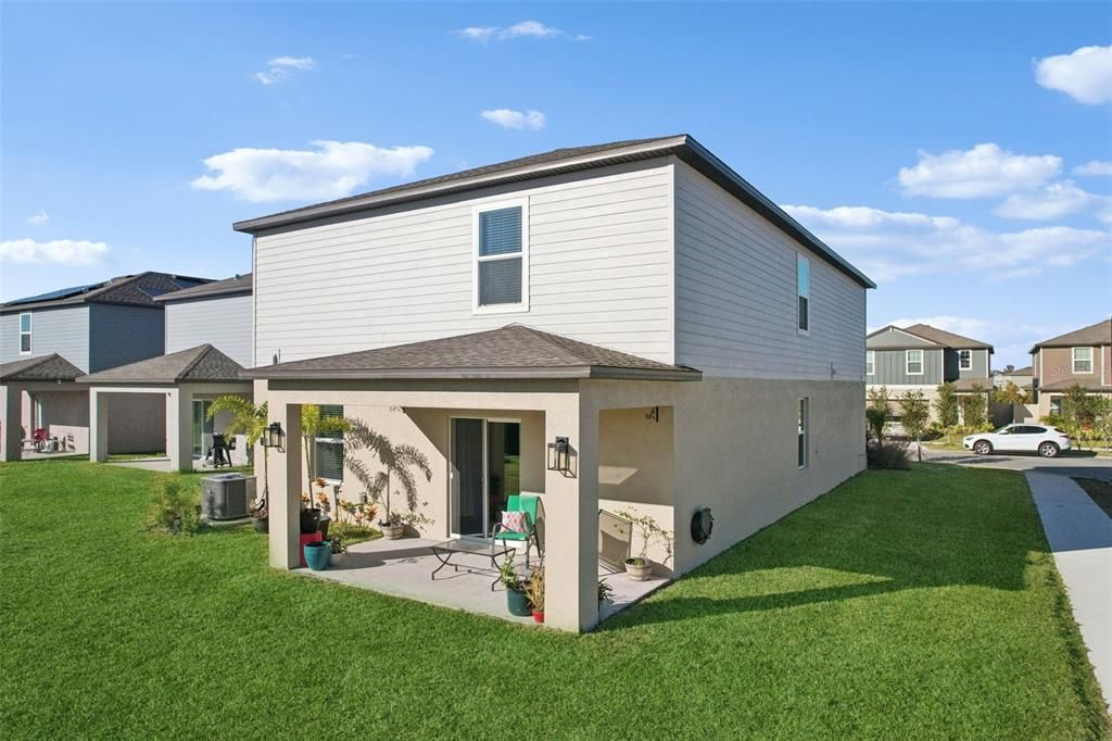 Active With Contract: $375,000 (5 beds, 2 baths, 2415 Square Feet)