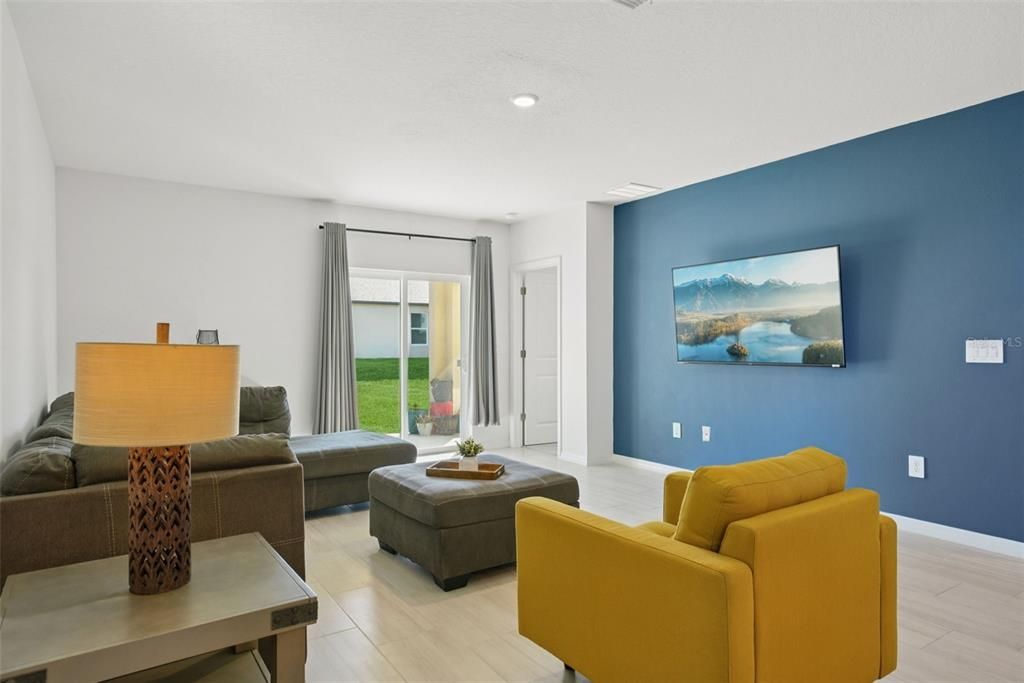 Active With Contract: $375,000 (5 beds, 2 baths, 2415 Square Feet)