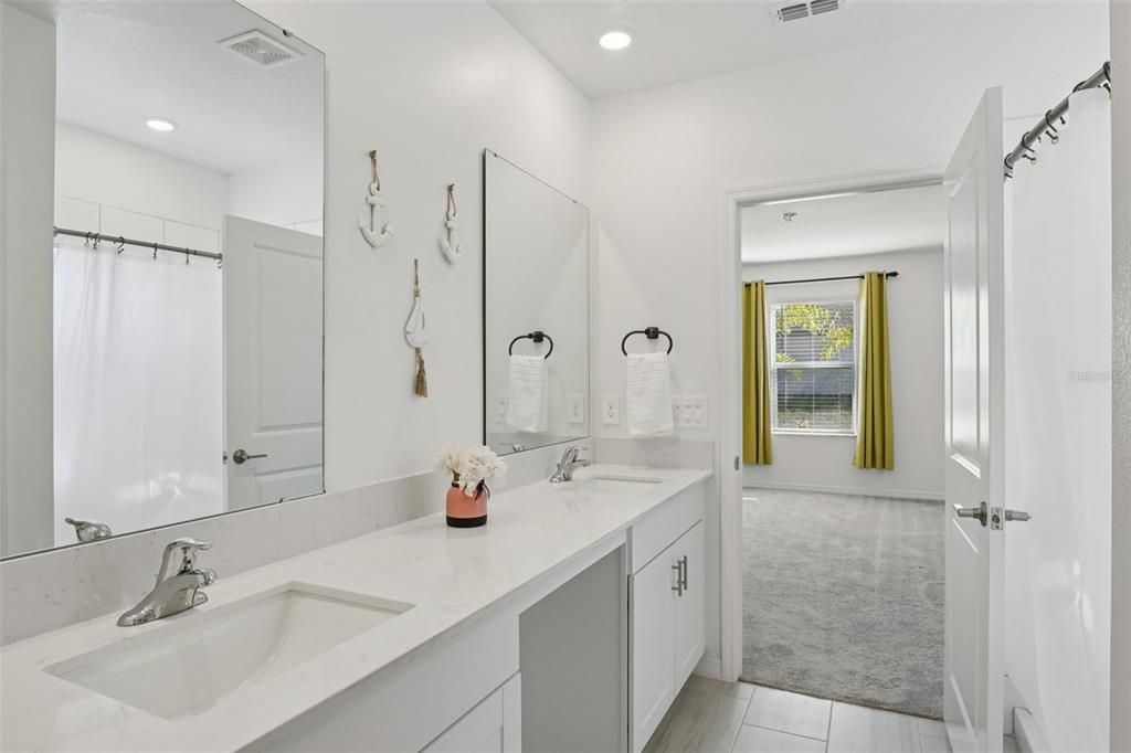 Active With Contract: $375,000 (5 beds, 2 baths, 2415 Square Feet)