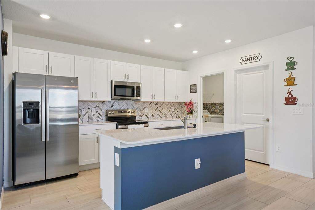 Active With Contract: $375,000 (5 beds, 2 baths, 2415 Square Feet)
