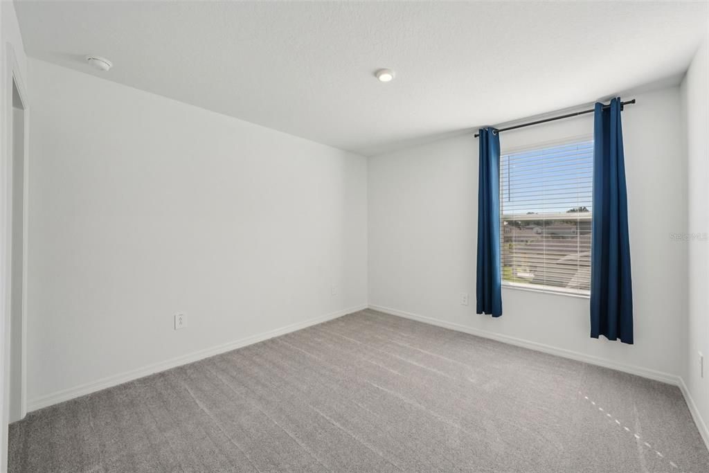 Active With Contract: $375,000 (5 beds, 2 baths, 2415 Square Feet)