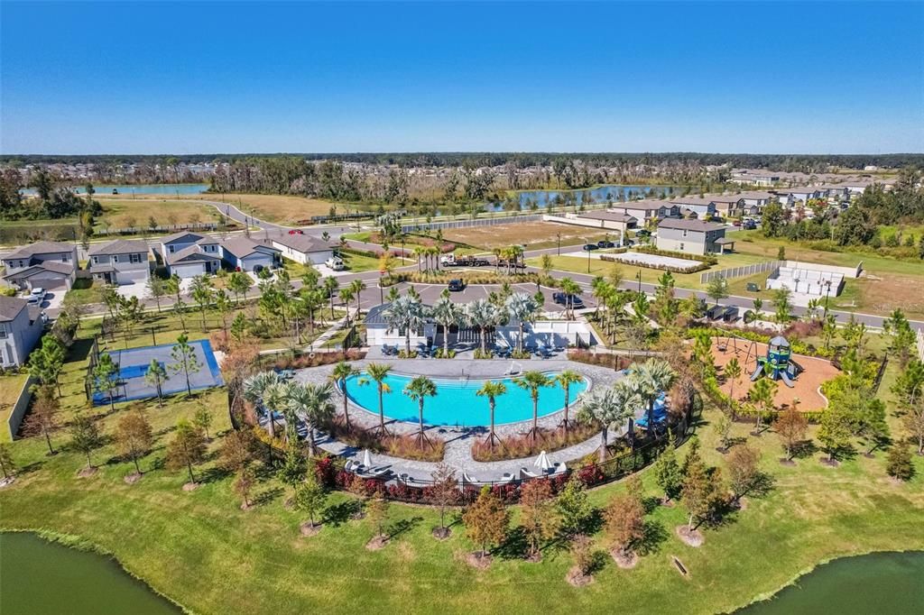 Active With Contract: $375,000 (5 beds, 2 baths, 2415 Square Feet)