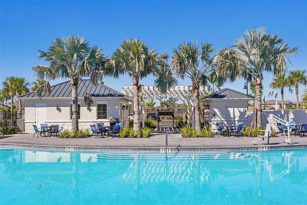 Active With Contract: $375,000 (5 beds, 2 baths, 2415 Square Feet)