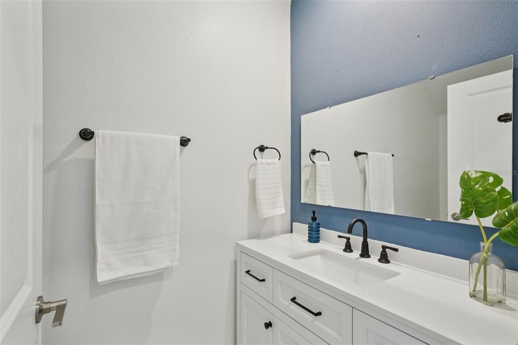 Active With Contract: $375,000 (5 beds, 2 baths, 2415 Square Feet)