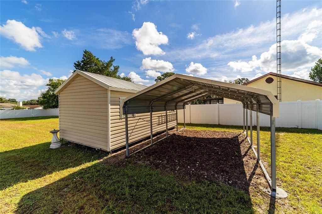 Active With Contract: $248,900 (3 beds, 2 baths, 1550 Square Feet)