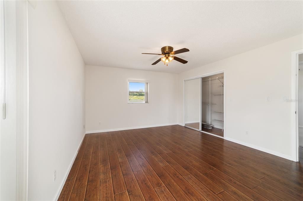 Active With Contract: $248,900 (3 beds, 2 baths, 1550 Square Feet)