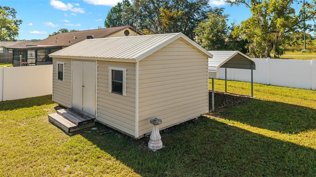 Active With Contract: $248,900 (3 beds, 2 baths, 1550 Square Feet)