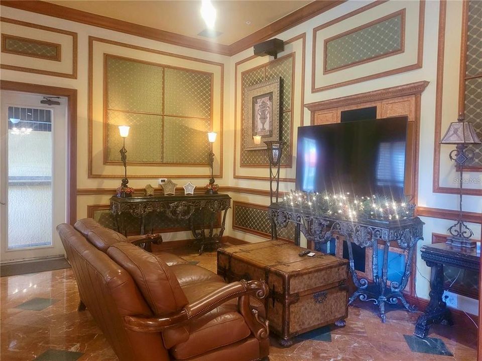 На продажу: $265,000 (2 спален, 2 ванн, 1309 Квадратных фут)