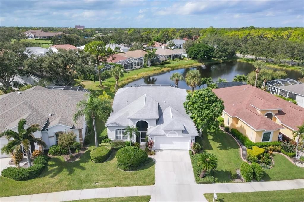 Activo con contrato: $575,000 (2 camas, 2 baños, 1809 Pies cuadrados)