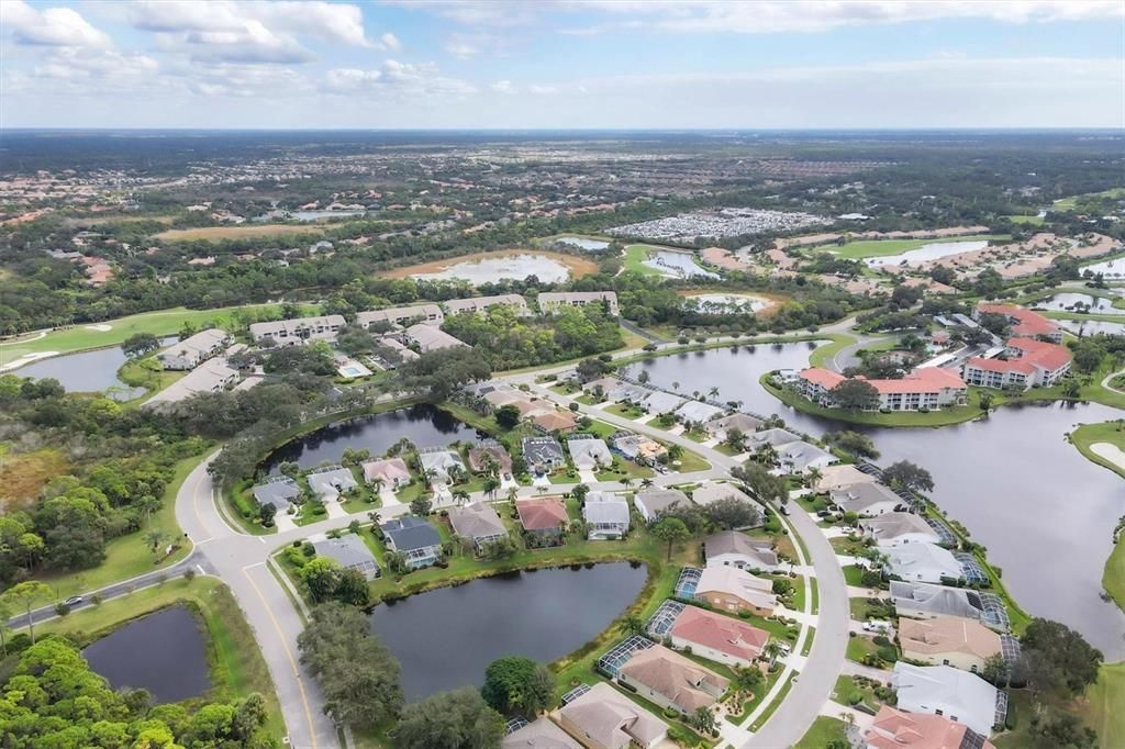 Activo con contrato: $575,000 (2 camas, 2 baños, 1809 Pies cuadrados)