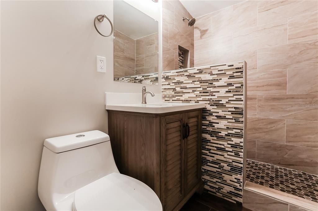 For Rent: $1,945 (3 beds, 2 baths, 1200 Square Feet)