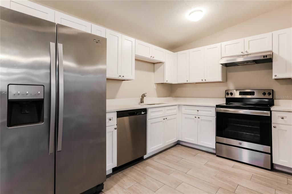 For Rent: $1,945 (3 beds, 2 baths, 1200 Square Feet)