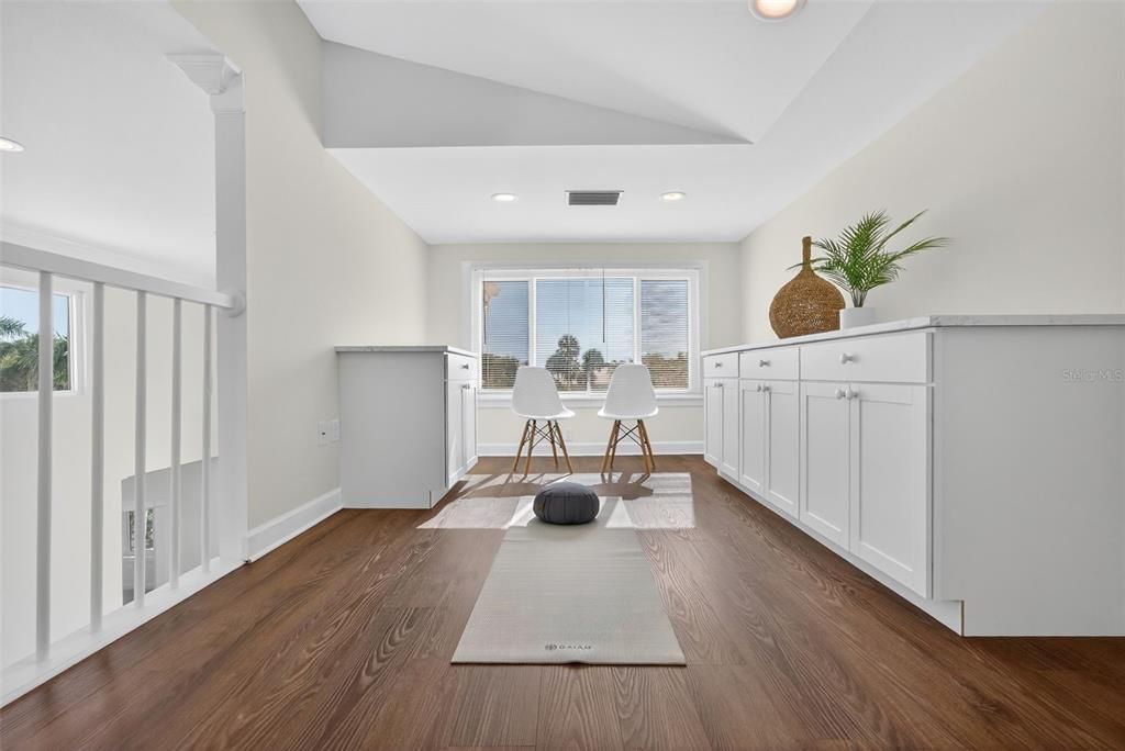 For Sale: $3,980,000 (3 beds, 3 baths, 3341 Square Feet)