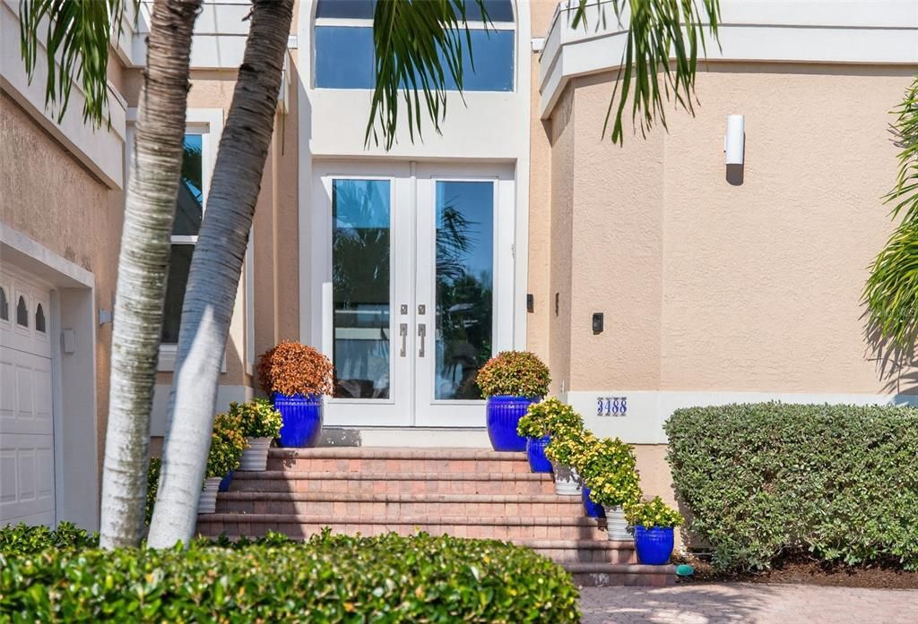 For Sale: $3,980,000 (3 beds, 3 baths, 3341 Square Feet)