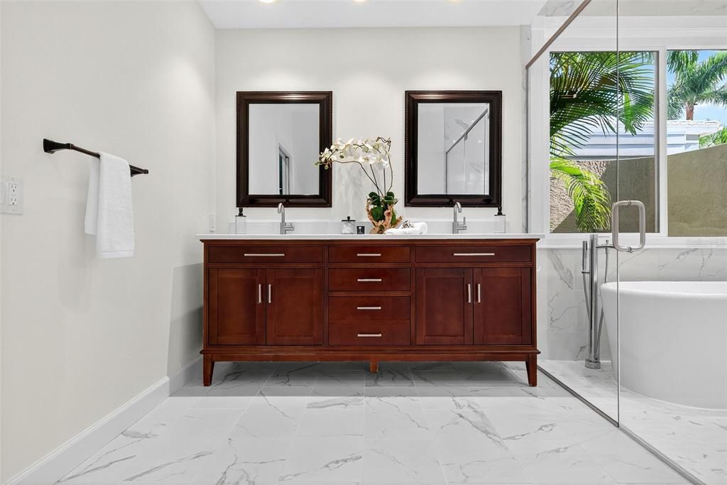 For Sale: $3,980,000 (3 beds, 3 baths, 3341 Square Feet)