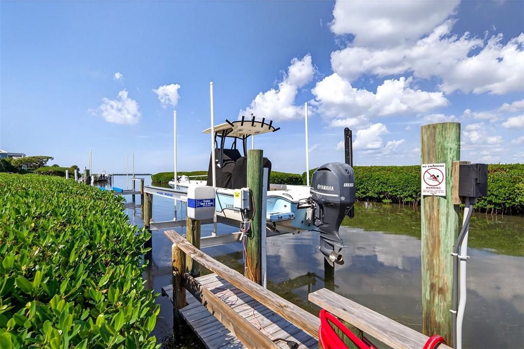 For Sale: $3,980,000 (3 beds, 3 baths, 3341 Square Feet)