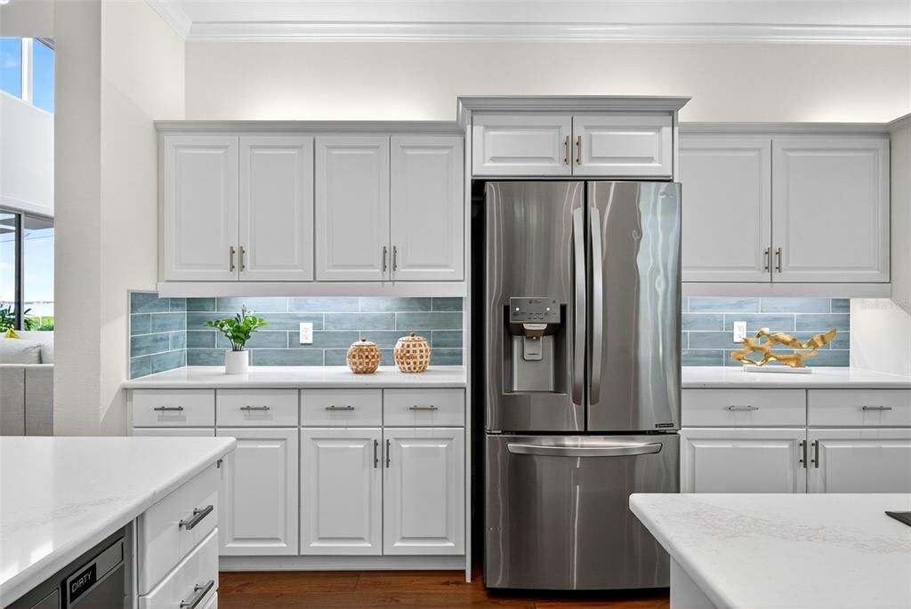 For Sale: $3,980,000 (3 beds, 3 baths, 3341 Square Feet)