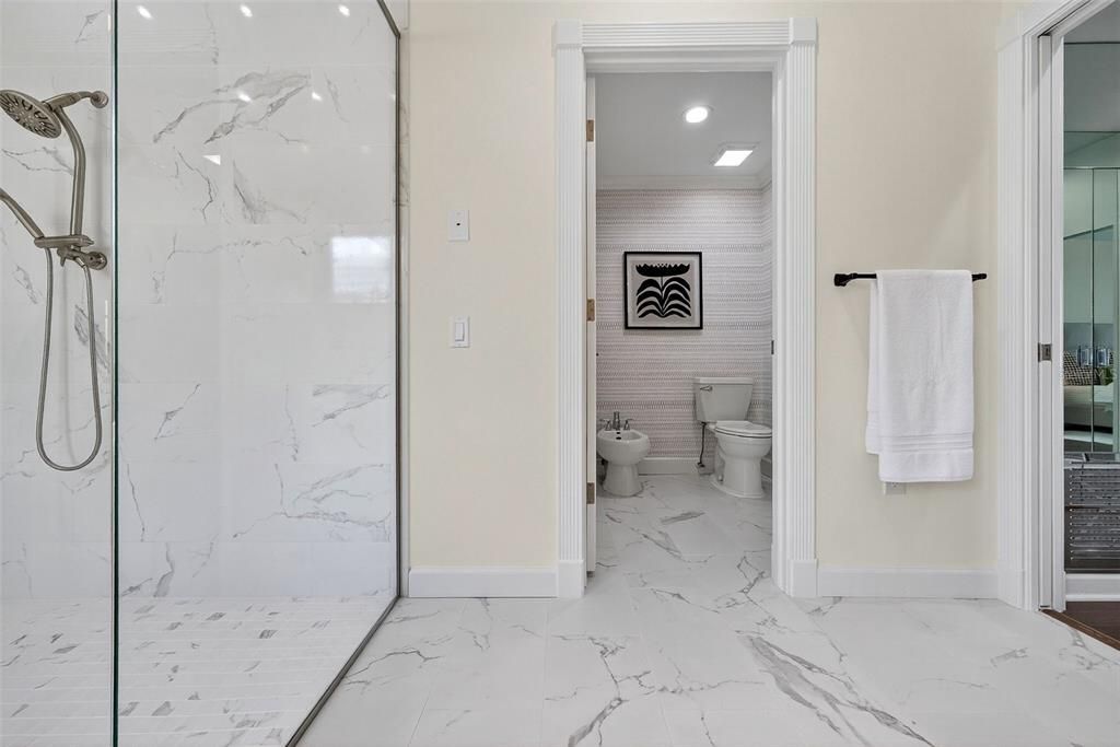 For Sale: $3,980,000 (3 beds, 3 baths, 3341 Square Feet)