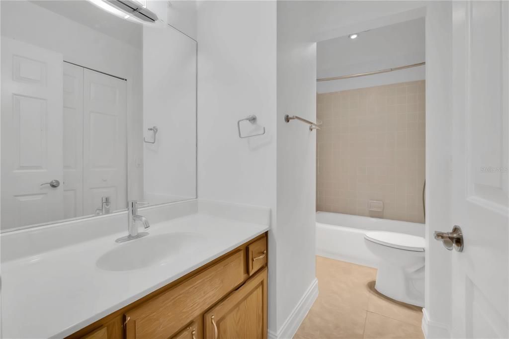 Active With Contract: $549,900 (4 beds, 2 baths, 2286 Square Feet)