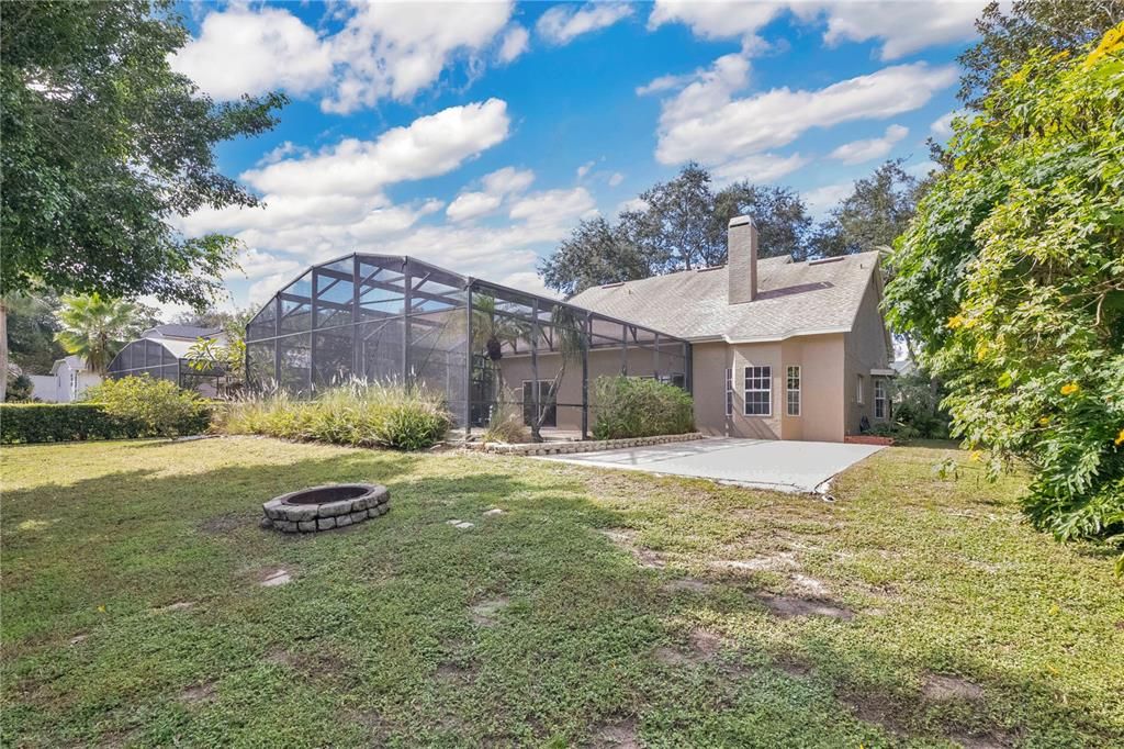 Active With Contract: $549,900 (4 beds, 2 baths, 2286 Square Feet)