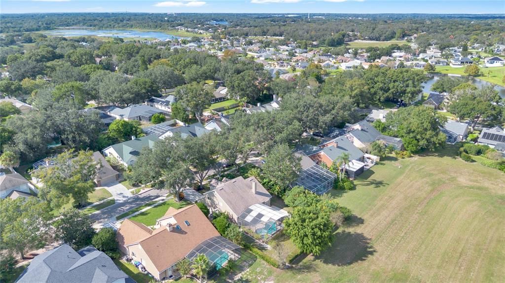 Active With Contract: $549,900 (4 beds, 2 baths, 2286 Square Feet)