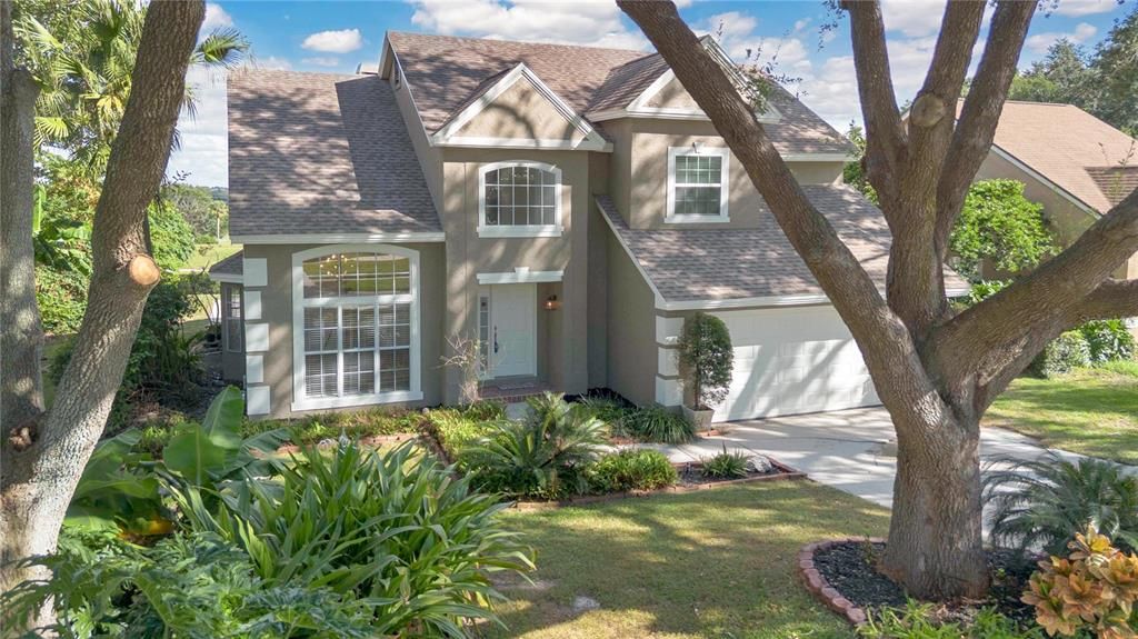 Active With Contract: $549,900 (4 beds, 2 baths, 2286 Square Feet)